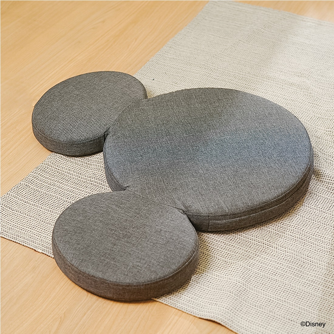 เบาะรองนั่ง Disney รุ่น MICKEY CUSHION-PAD สีเทา