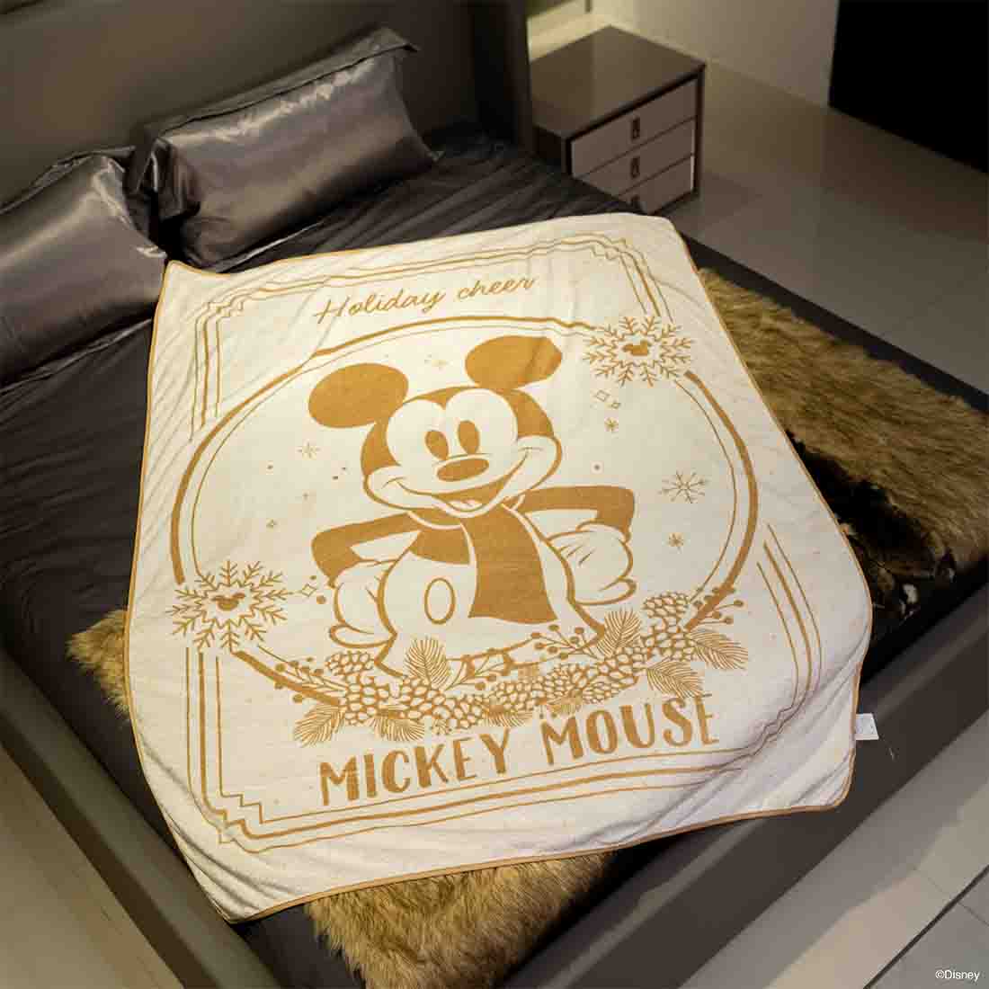 ผ้าคลุมเตียง 3.5 ฟุต DISNEY รุ่น MICKEY-01 สีเบจ 07